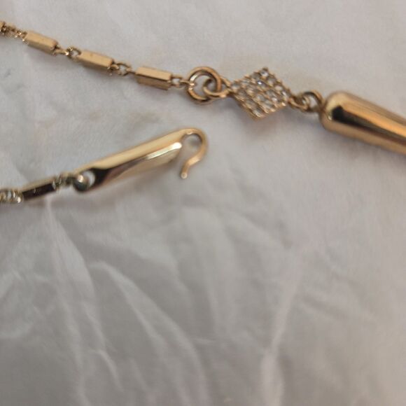 Stella & Dot Bianca Lariet Necklace Gold Tone Pave Crystals 28 in. - Picture 7 of 7